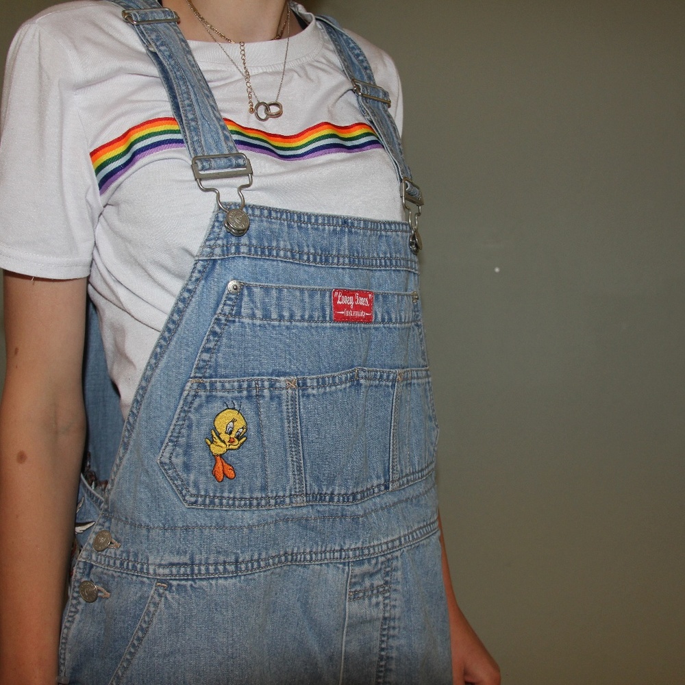 VINTAGE LOONEY TUNES OVERALLS!